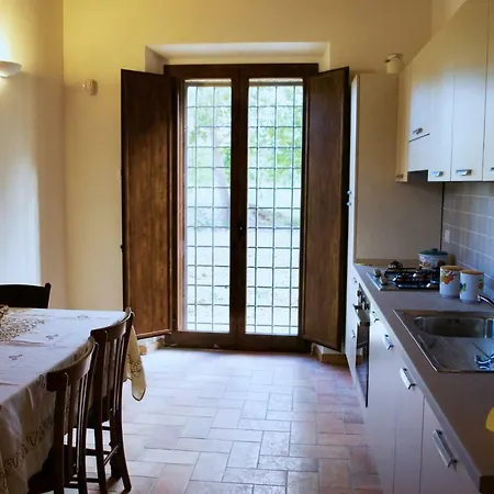 Licinia Apartmán Foligno
